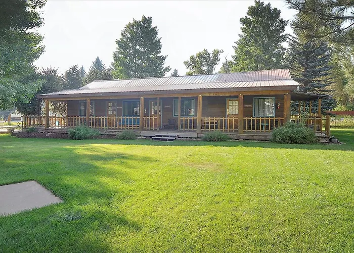 Vista Court Cabins & Lodge