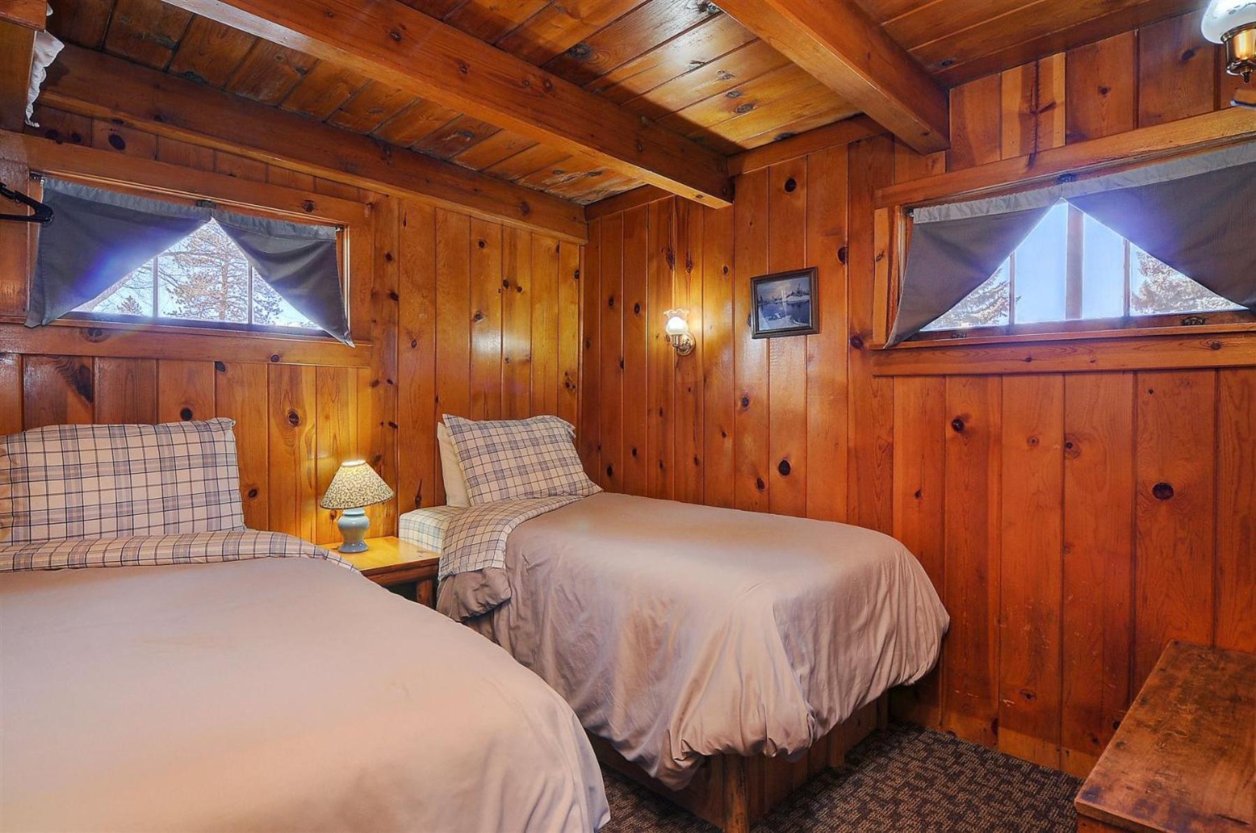 Hotel Vista Court & 3*